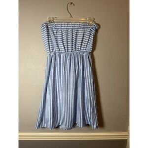 Monteau Los‎ Angeles Women's Size Medium blue Color Sleeveless Summer Dress